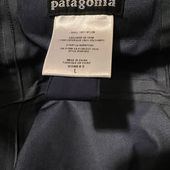 Patagonia rain coat//ski jacket with layers - Picture 2 of 6